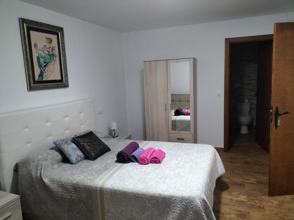 La Posaina Apartamento Serradilla Exterior foto